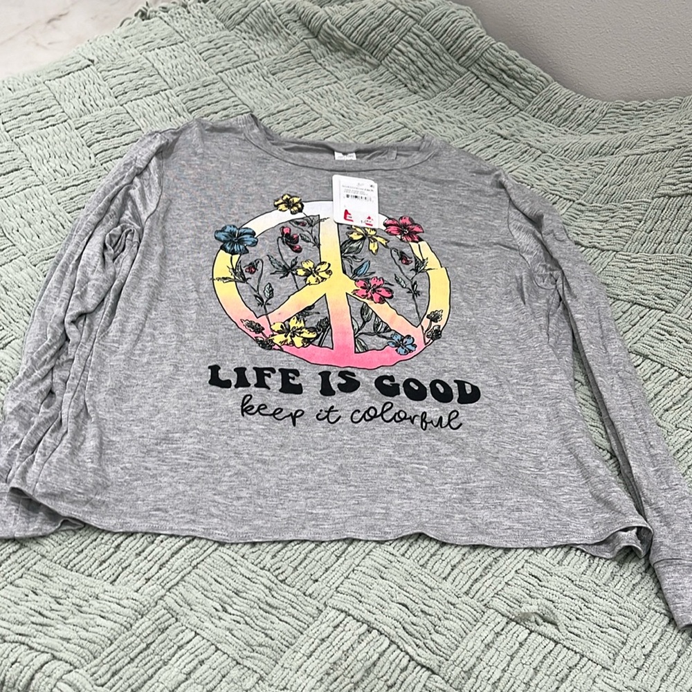 Cozy Rozy Life is Good Graphic Split-Back Long Sleeve Top Gray size L.